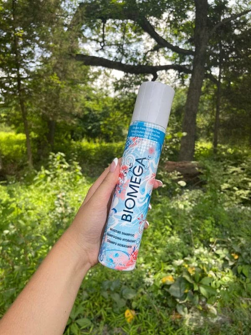 BIOMEGA Moisture Shampoo - Hydrating Formula for Fuller Volume | Omega-Rich Moisturizers & Keratin Amino Acids