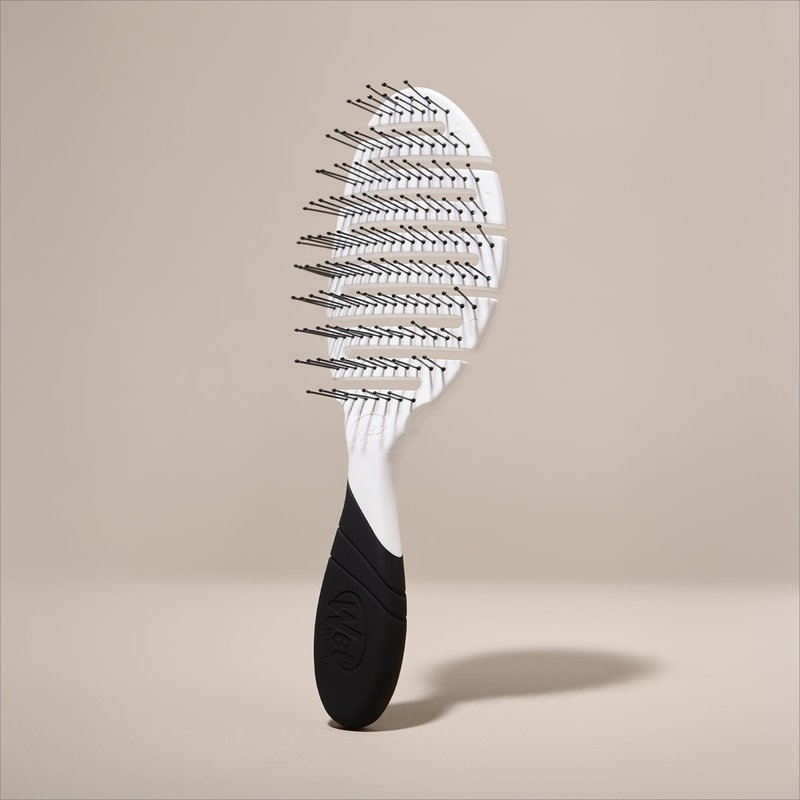 LolaVie x Wet Brush Custom Pro Flex Dry, White - 2 Pack - Detangle & Brush Wet or Dry Hair - Open-Vented Design, Heat-Resistant Bristles, EasyGrip Design - Cuts Drying Time