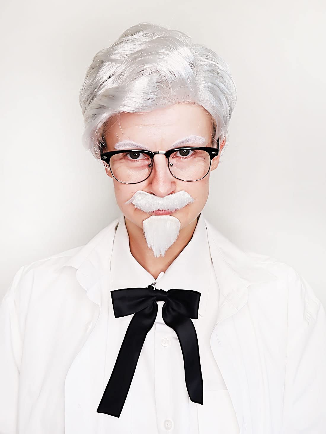 ALLAURA Compatible with Colonel Sanders Wig – Old Man Costume Set with White Wig, Beard, Mustache, Glasses & Tie – Realistic Hair for Adults, Funny Fast Food Icon Look, Halloween Cosplay, Party Outfit