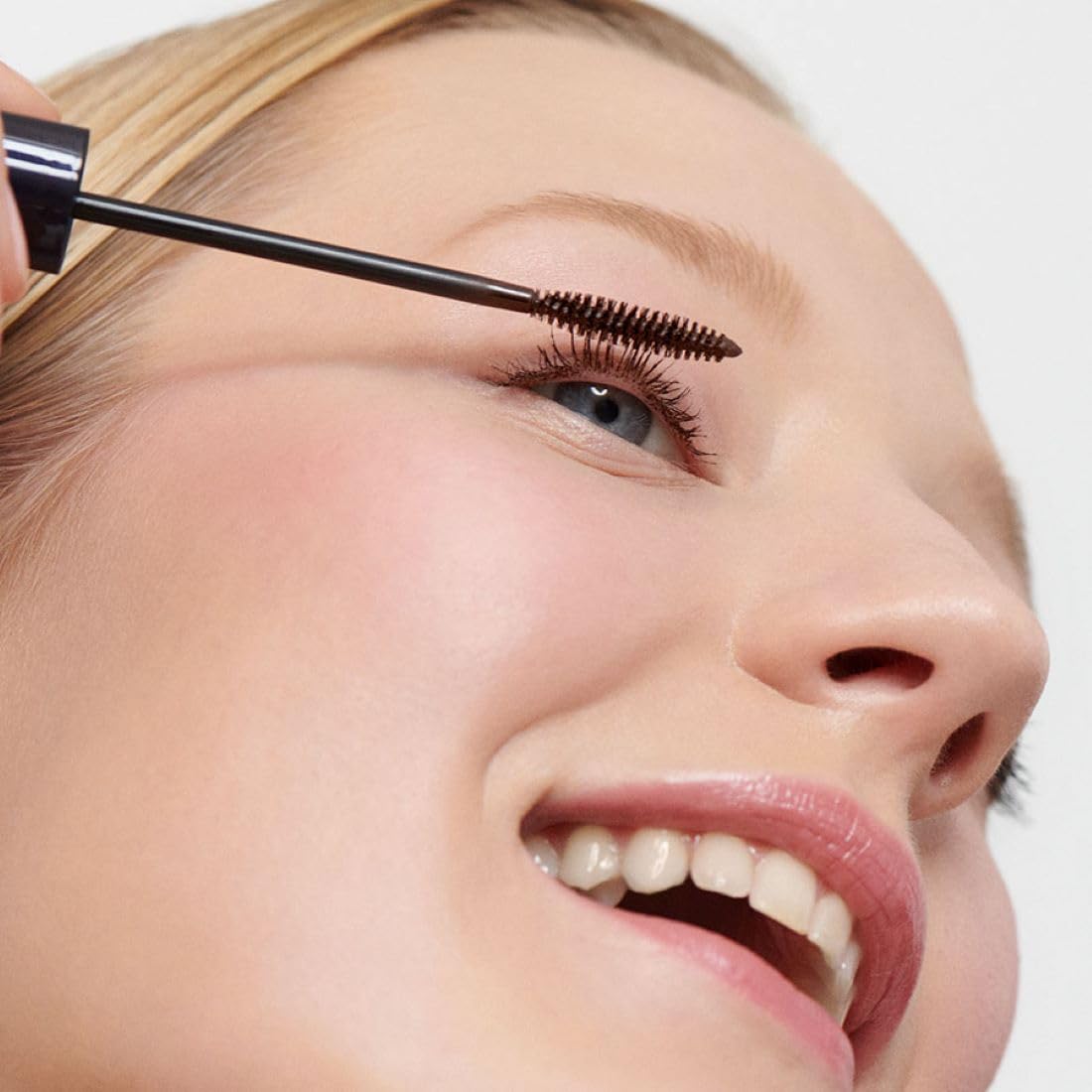 Brown Defining Mascara 02 by Dr Hauschka - Lengthening & Volumizing | 6 ML