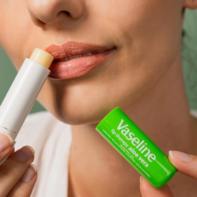 Vaseline Lip Therapy Aloe Fresh 12-Pack – Moisturizing Lip Balm for Very Dry Lips, 0.16 Oz Ea