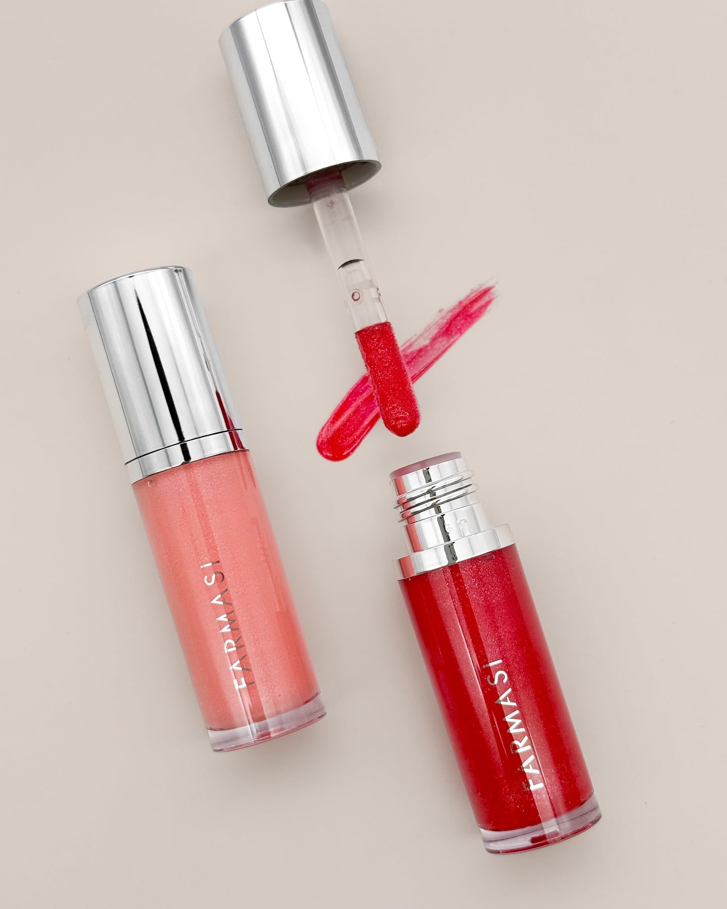 FARMASi Tinted Lip Plumper, Plumping Lip Gloss, Promoting Natural Circulation for Fuller, Younger Looking Lips, Hydrating, High-Shine, Volumizes, Lover