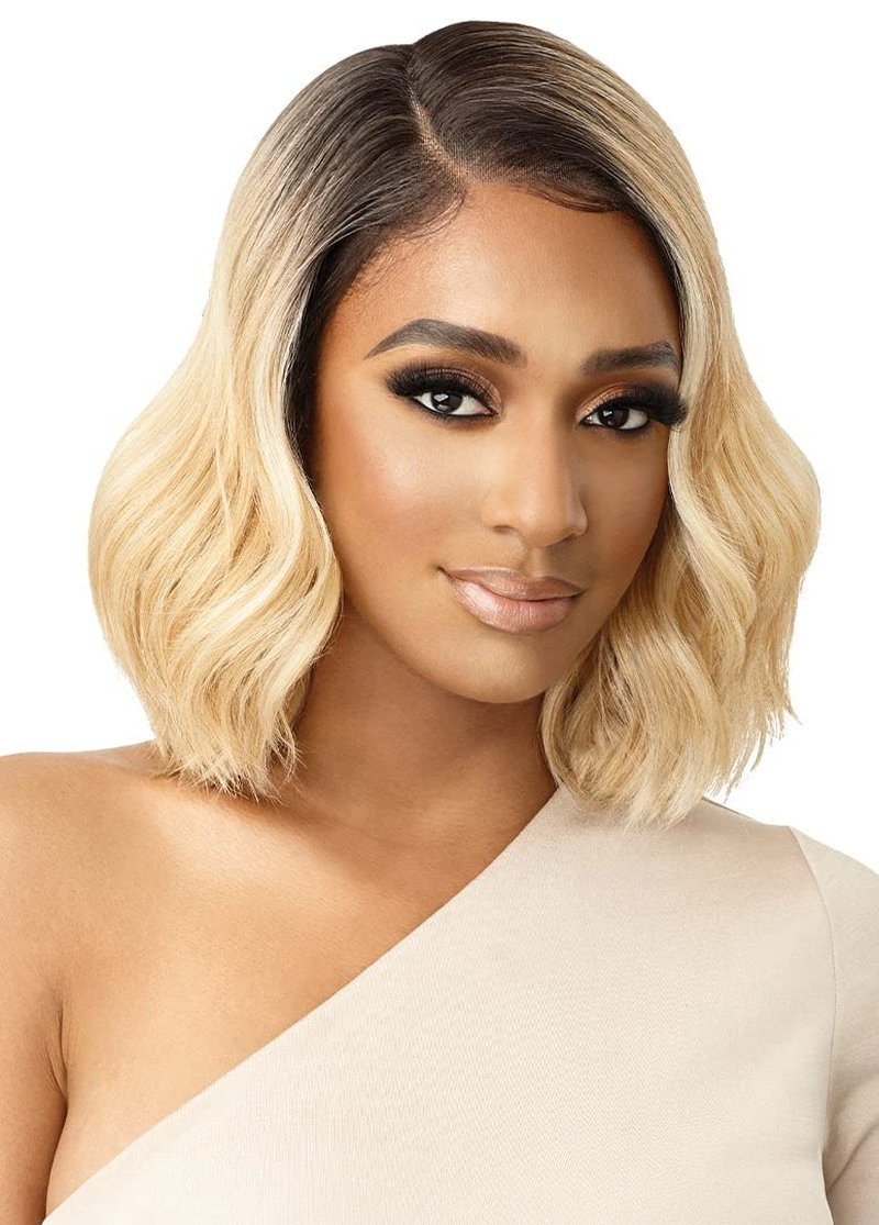 Outre Synthetic Melted Hairline HD Lace Front Wig - JAYCIANA (Color:1 Jet Black)
