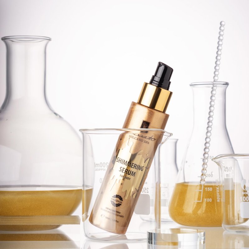 Santo Volcano Shimmer Body Oil 100ml – Hydrating Glow Enhancer Glitter Body Oil with Micro Pearls – Fast Absorbing Shimmer for Moisturizing, Illuminating and Shine
