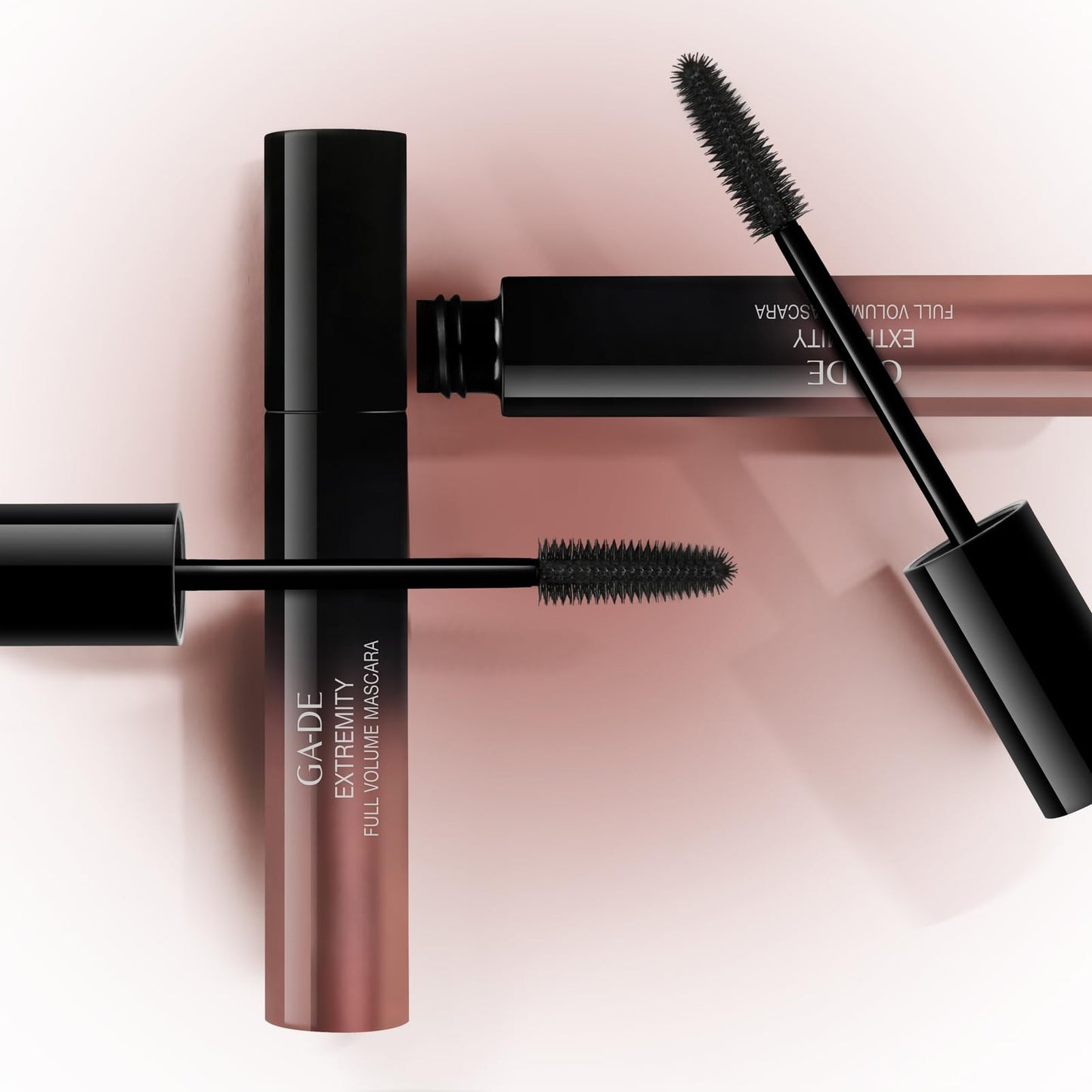 GA-DE Extremity Full Volume Mascara - Lift and Definition - Enriched with Ceramide A2 for Enhanced Lash Volume - 2-in-1 Hybrid Brush - Black - 0.4 oz