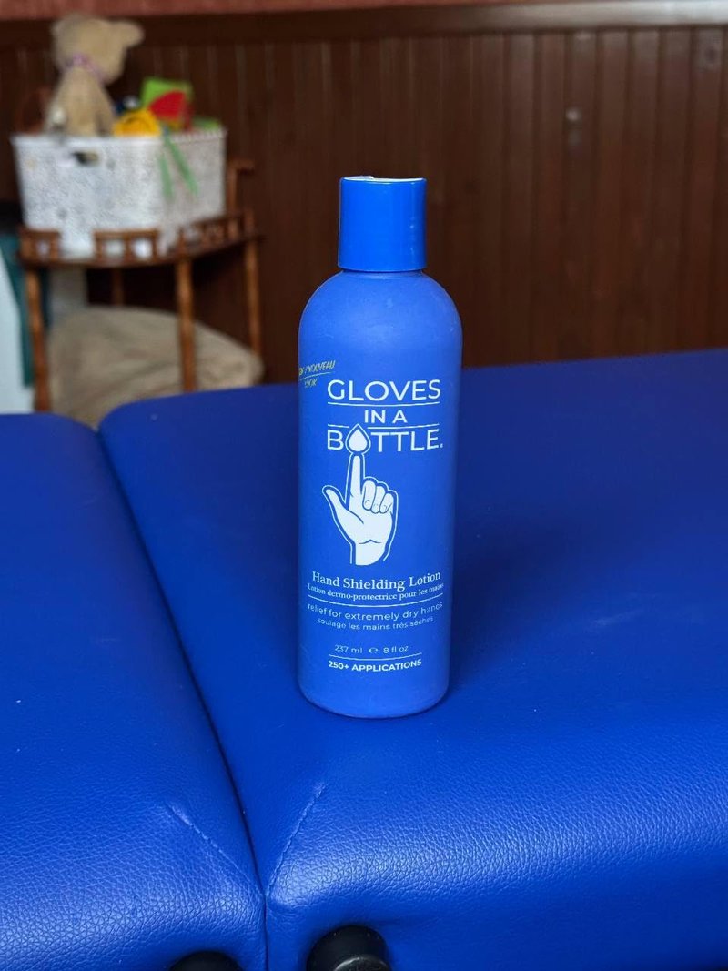 Gloves In A Bottle Shielding Lotion – Protective Lotion for Dry, Cracked & Sensitive Skin |Non-Greasy, Fragrance Free Barrier Moisturizer | Safe for Women, Men, & Babies 6 Months+ | 8 Oz with New Pump