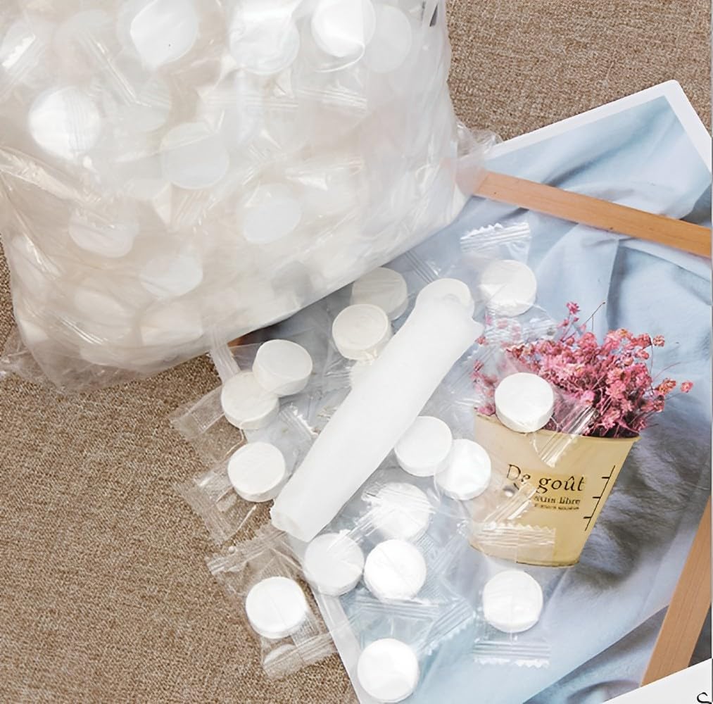 Swity Home 900 Pack Compressed Towel Coin Tissues Portable Wipe Napkin Paper Tablets Non-Woven Disposable Compressed Cotton Coin Tissue Towel Home Hand Wipes for Travel Camping Beauty Salon Outdoor