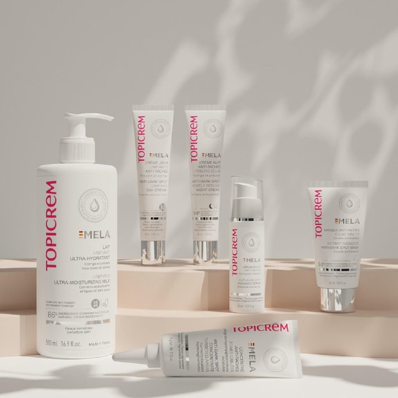 GIGATEMP Topicrem - Mela, Lait Unifiant Ultra Hydratant Corps - Hydrate 24h, Unifie le Teint, Corrige et Prévient l’Apparition des Taches Texture Onctueuse Peaux Sensibles Nouvelle Formule 500ml