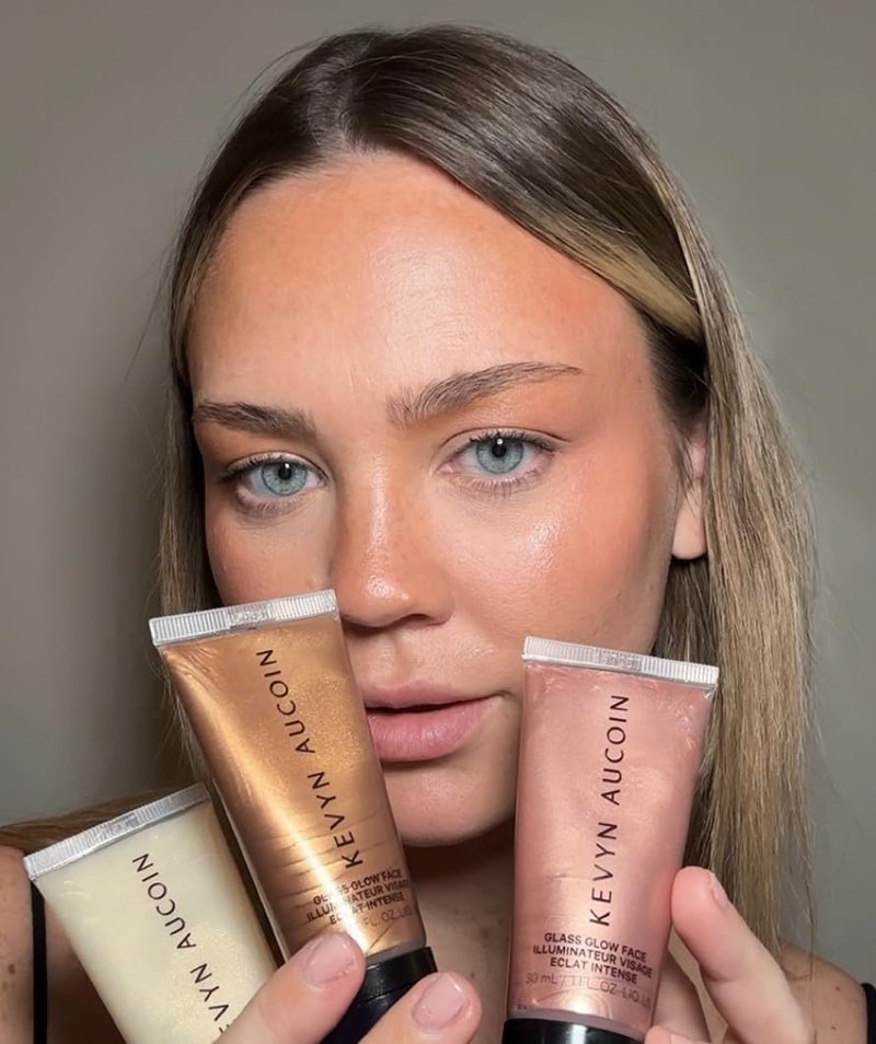 Kevyn Aucoin Glass Glow Face, Prism Rose: Multi-purpose universal dewy highlighter for face and body. Creates glowing youthful-looking hydrated skin with a glassy complexion. Makeup artist go to.
