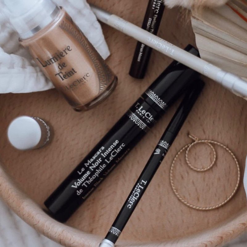T. Leclerc Eyebrow Pencil with Brush - Professional Brow Pen Brow Enhancing Eyeliner Precise Fine Tip Shapes, Defines, Fills, Create Natural Fluffy Brows Spoolie Smokey Eyes Long Lasting (Blond)
