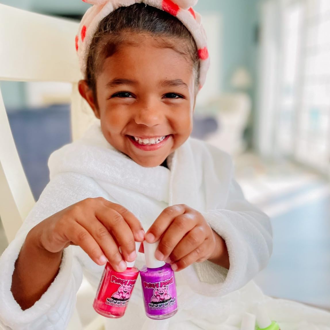 Piggy Paint | 100% Non-Toxic Girls Nail Polish | Safe, Cruelty-free, Vegan, & Low Odor for Kids | Happy Girl (6 Polish Set)