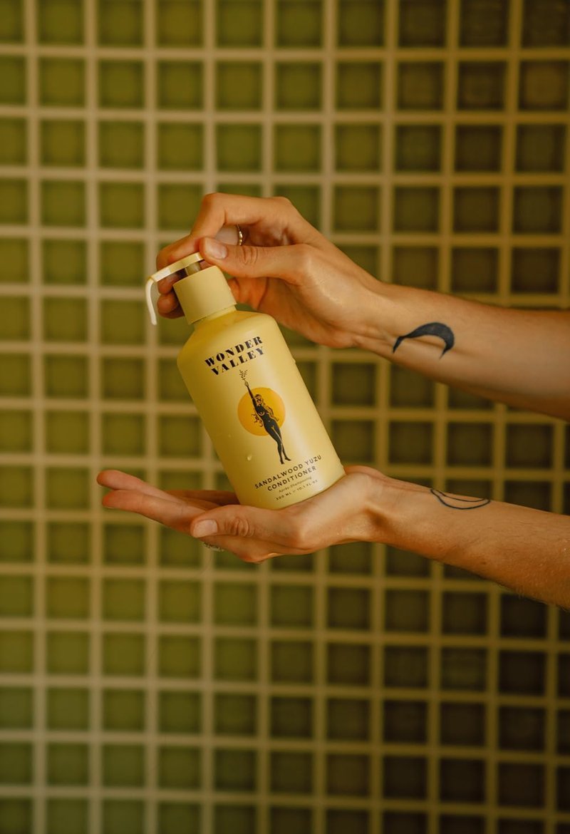 WONDER VALLEY - Sandalwood Yuzu Conditioner | Vegan, Cruelty-Free, Sulfate-Free | Softens, Detangles, and Restores Moisture (10.1 fl oz | 300 ml)