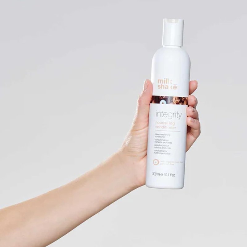 Milk_Shake Integrity Nourishing Conditioner - Anti-Frizz Formula with Muru Muru Butter | Paraben-Free 8.45 oz