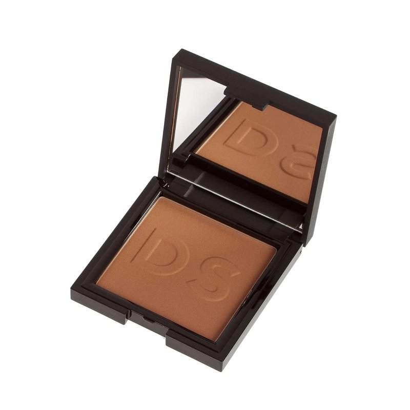Daniel Sandler Instant Tan Wash-Off Face Powder Bronzer - Water-Resistant Matte Formula for Natural Glow | Fair to Medium Skin, Portable Compact with Mirror