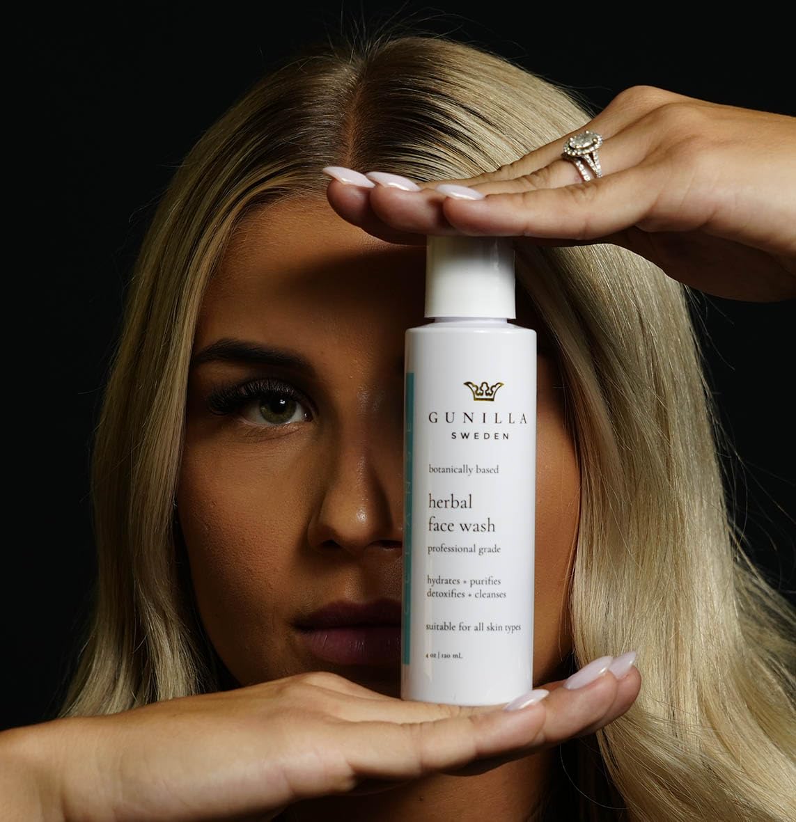 GUNILLA Herbal Face Wash - Very Gentle Daily Cream Cleanser for Dry, Normal, Sensitive Skin. Removes Dirt, Oil & Impurities. Plant-Based. Vegan. Natural. Concentrated 4.0 oz