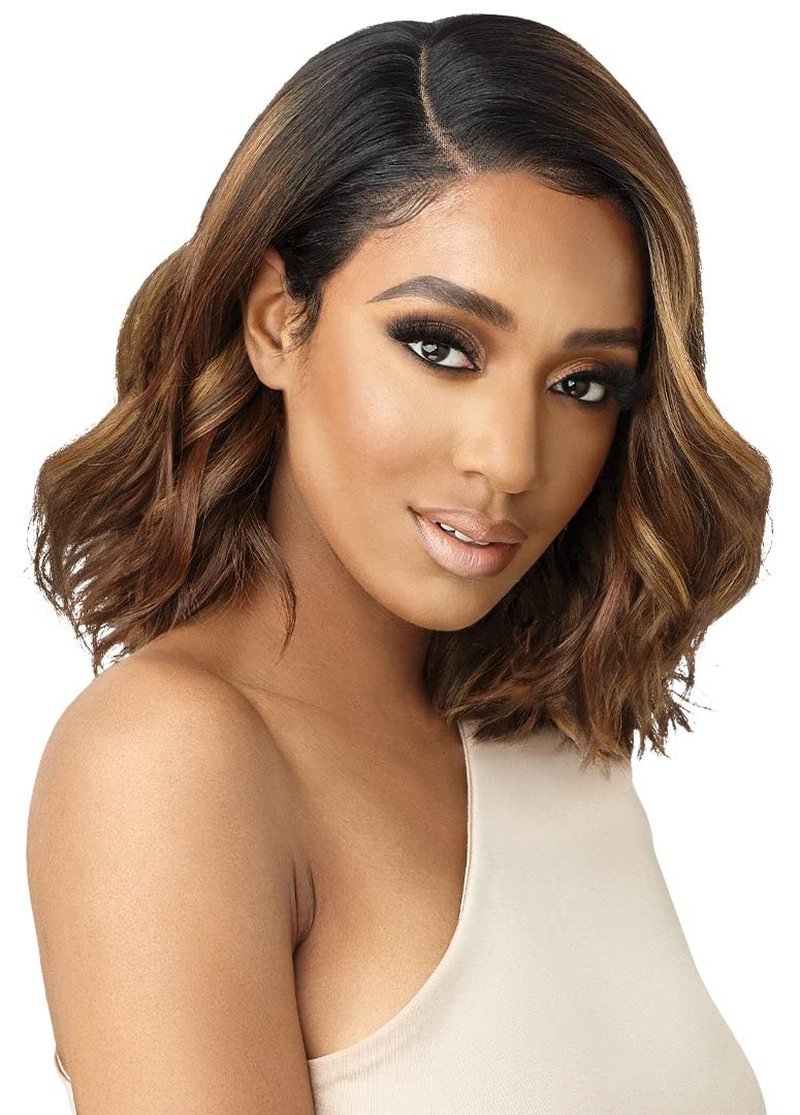 Outre Synthetic Melted Hairline HD Lace Front Wig - JAYCIANA (Color:1 Jet Black)