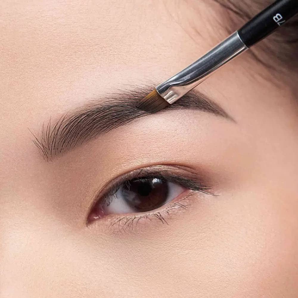 Anastasia Beverly Hills 7B Brush - High-Performance Synthetic Tapered Brow Brush for Powder and Cream, Essential Tool for Natural-Looking Brows