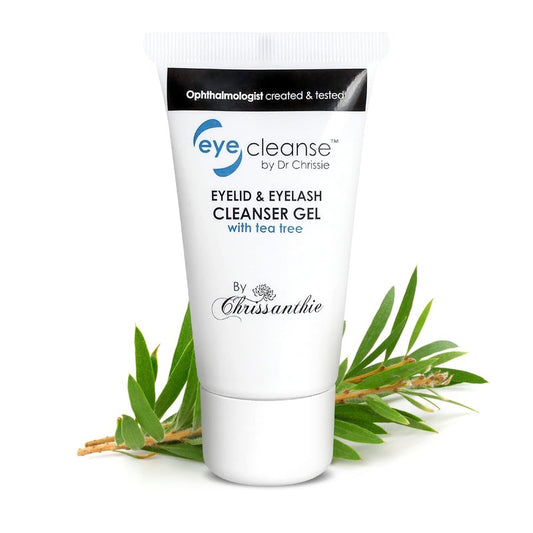 Dr Chrissie All-in-One Lash Extension and Eyelid Cleanser Gel, Makeup Remover with Tea Tree Oil, Eyelash Care Must-Have, 30 ml - EyeCleanse
