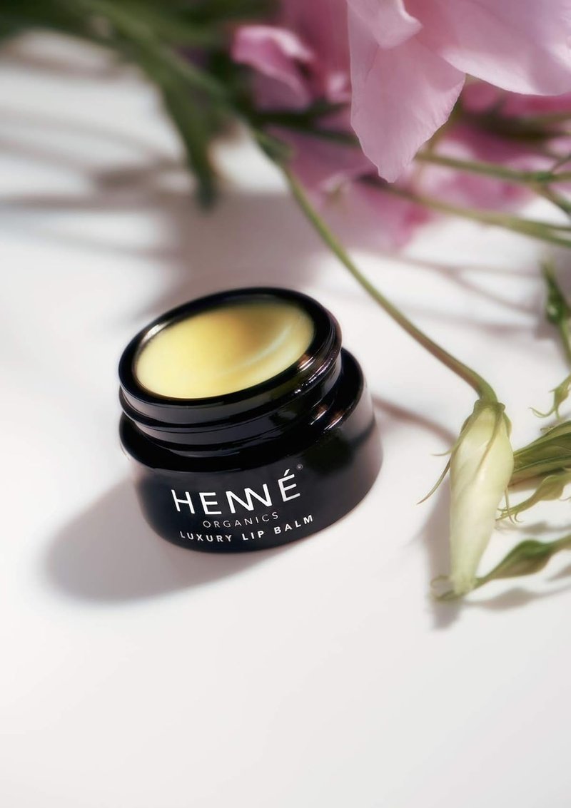 Henné Organics Luxury Lip Balm - Natural Organic Moisturizer | 0.35 Ounce Jar