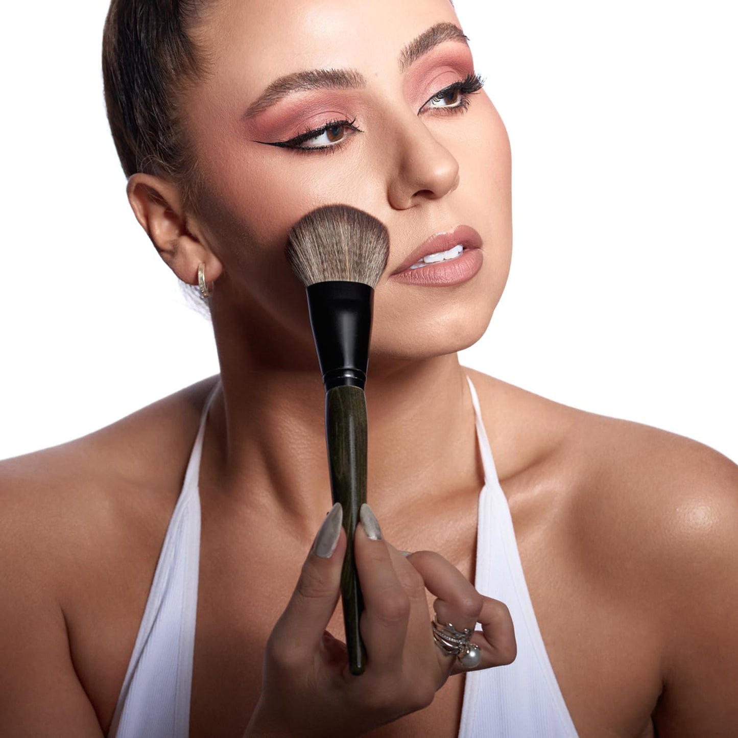 Rose and Ben Beauty C41 Blush Brush | Professional Angled Brush for Flawless Makeup Application | Non-Shedding & Cruelty-Free Vegan Synthetic Bristles for Pressed, Powder, & Cream Cosmetics