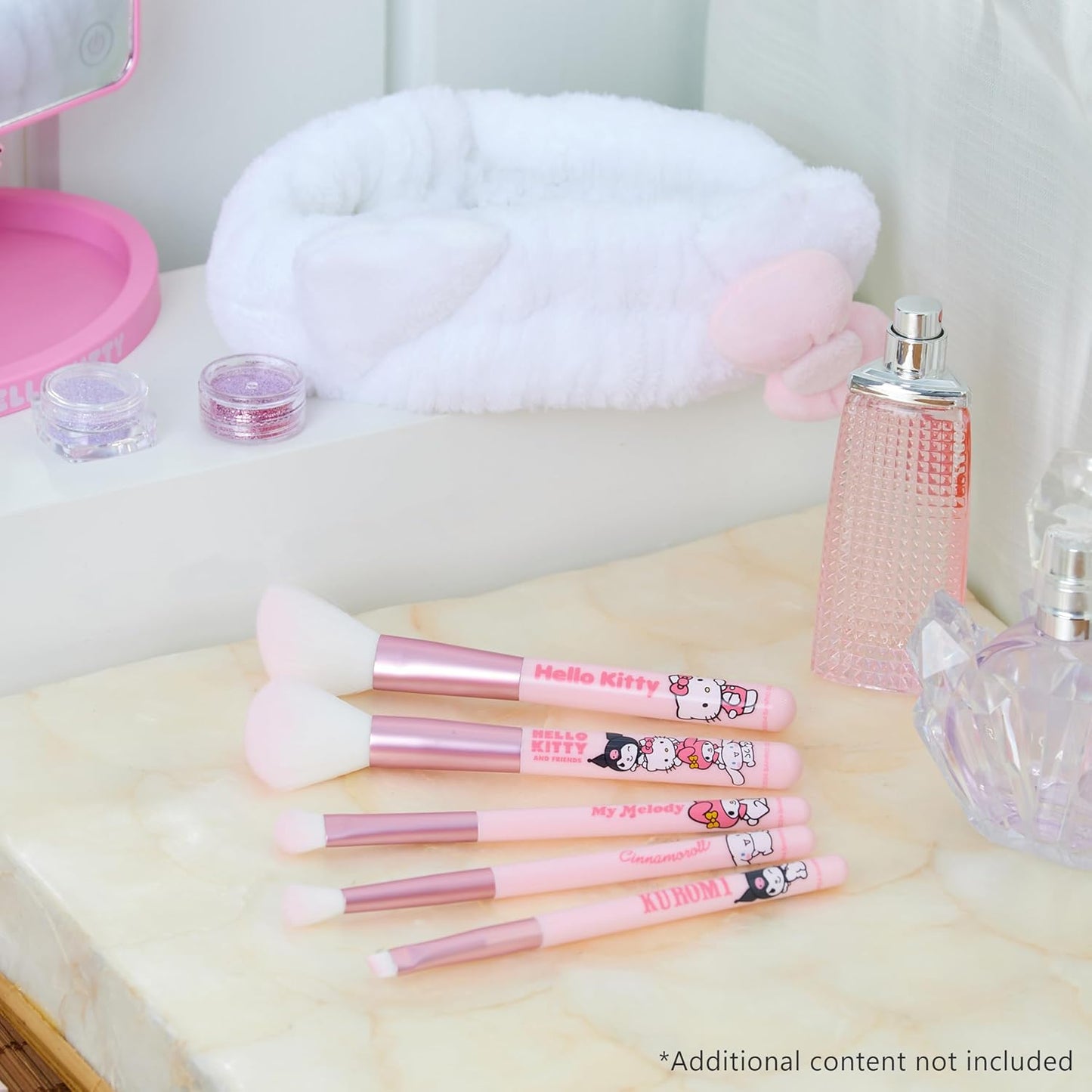Hello Kitty Makeup Brush Set - 5 Kawaii Fluffy Brushes for Teens & Women | Cute Anime Gift Set