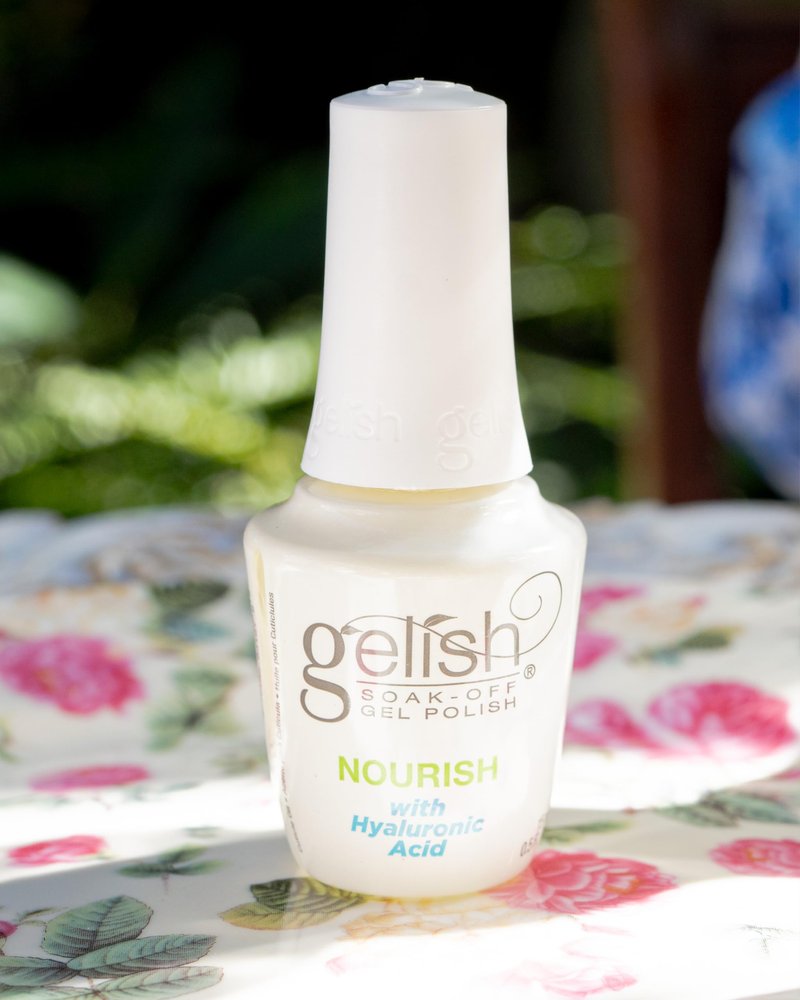 Gelish MINI Nourish Cuticle Oil with Hyaluronic Acid – Hydrating & Strengthening Cuticle Care, Promotes Healthy Nails, Lightweight Formula, Professional Nail Treatment (9mL)
