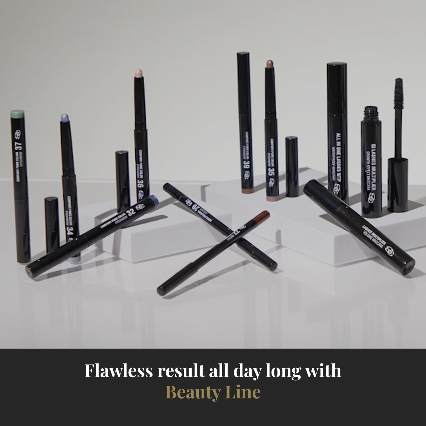SALERM - Mascara - Lashes Multiplier - 9 ml - Adds Volume and Length to Lashes - Long-Lasting - No Clumping or Flaking - Humidity-Resistant - Black Color
