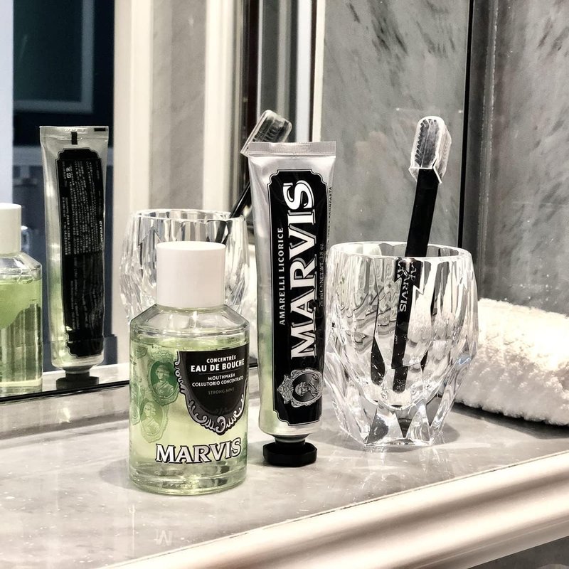Marvis Strong Mint Mouthwash - Concentrated Formula for Fresh Breath | 4.1 Fl Oz