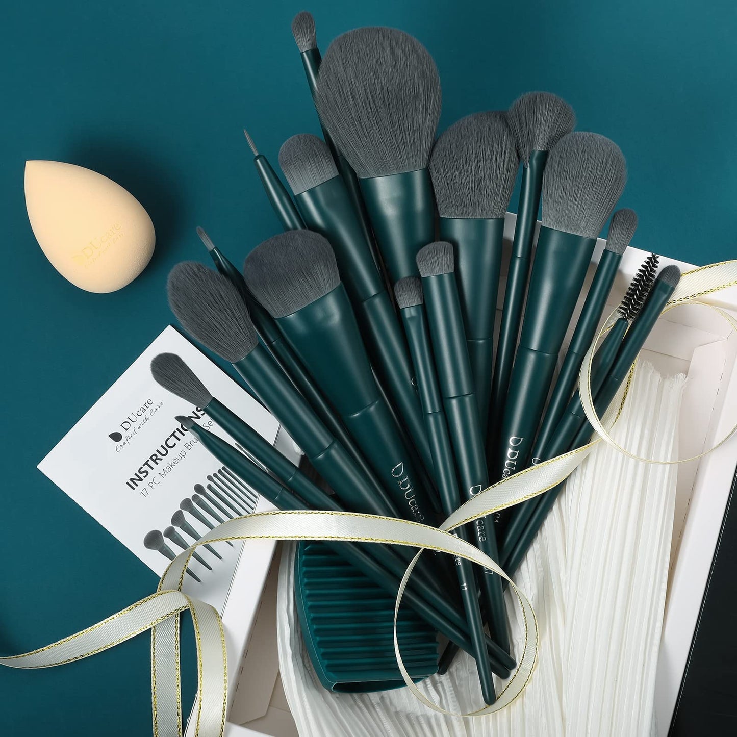 DUcare Makeup Brushes Set 17 Pcs with Brush Cleaning Mat and Makeup Sponge