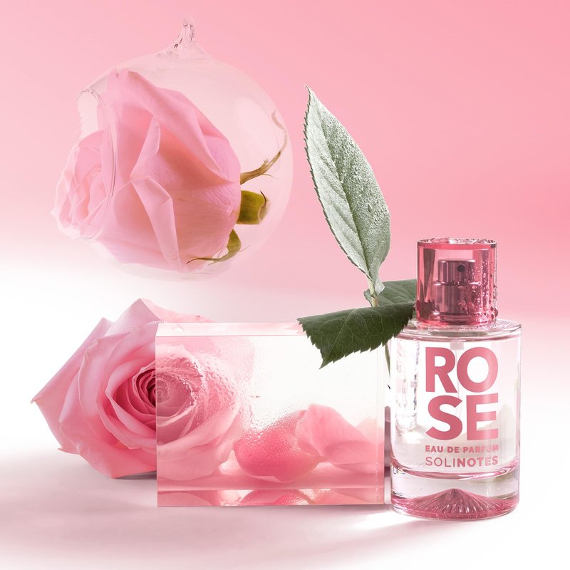 Solinotes Rose Eau de Parfum for Women & Men, Elegant Pink Blush Floral Perfume with Rose, Peony & Soft Musk, Long-Lasting Fragrance, Vegan, Made in France, 1.7 Fl Oz / 50 ml