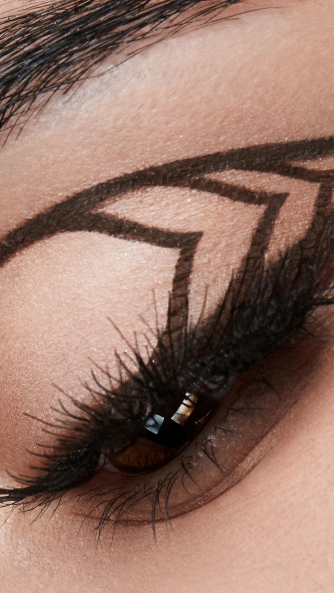 stila Waterproof Liquid Eye Liner, Stay All Day Makeup with Fine Brush Tip Lasting Satin Finish, Smudge-Proof & Transfer-Resistant