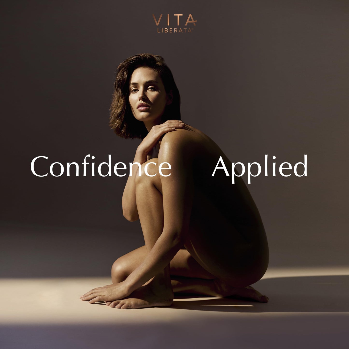 Vita Liberata Clear Self Tanner Mousse - Medium, Lightweight & Fast Drying Formula, Untinted For Minimal Transfer, Lasting Tan, Formulated with Organic Aloe Vera & Hyaluronic Acid, 6.76 fl oz