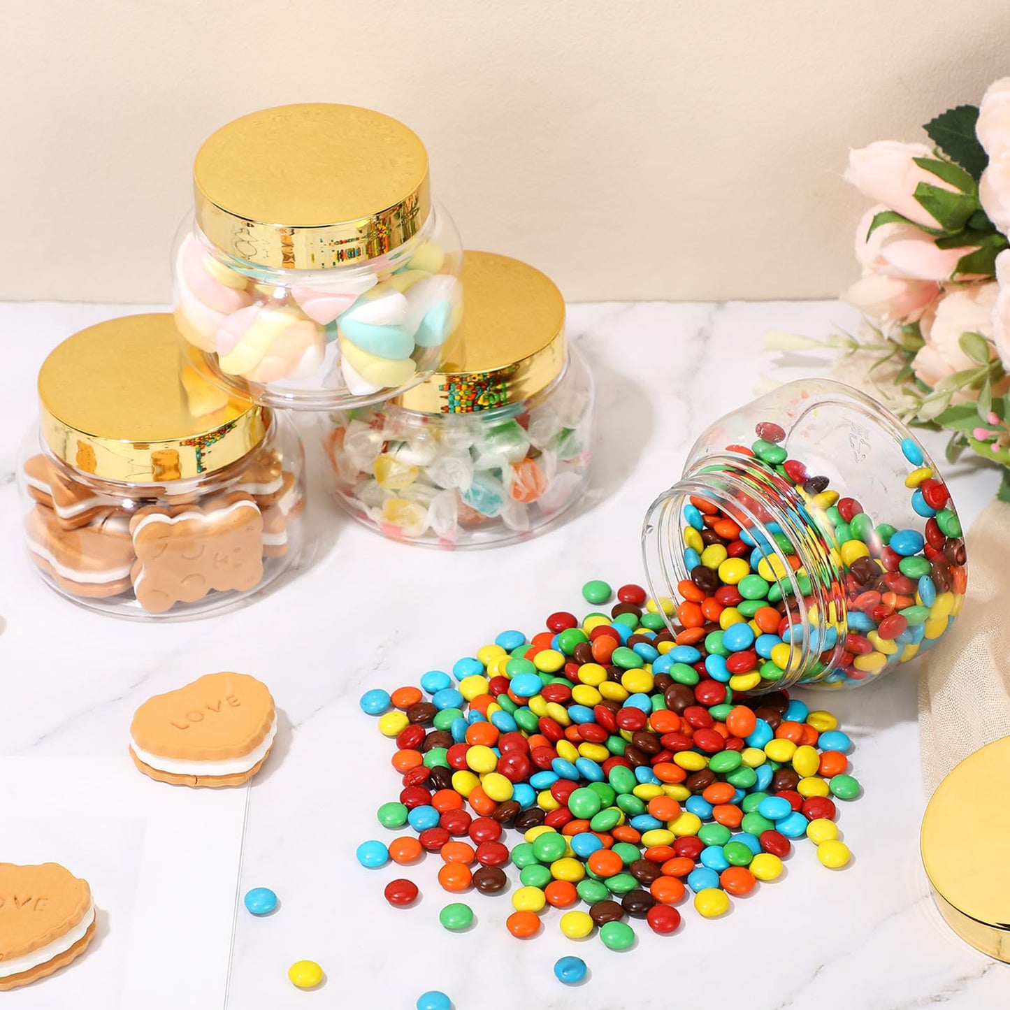 Mumufy 24pcs Plastic Jars with Lids Round Empty Containers Travel Containers for Creams Refillable Cosmetic Jars for Lotions Body Scrub Body Butter (8 oz,Gold,Clear)