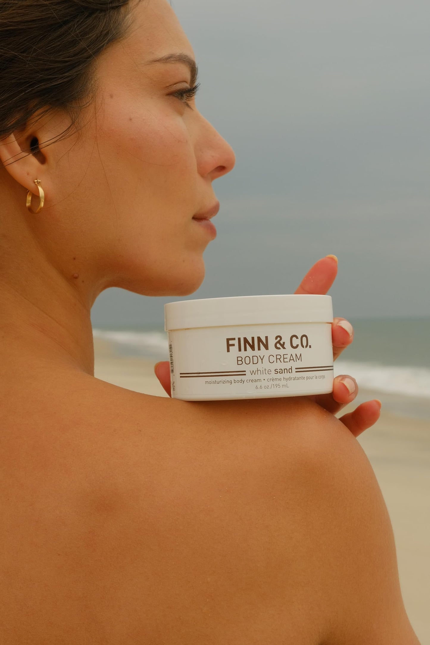 FINN & CO. White Sand Body Cream - Hydrating Moisturizer with Shea Butter, Vitamins A, C & E - Smoothes & Nourishes Skin - Paraben Free, Cruelty Free, Beach Inspired Scent | 6.6 oz