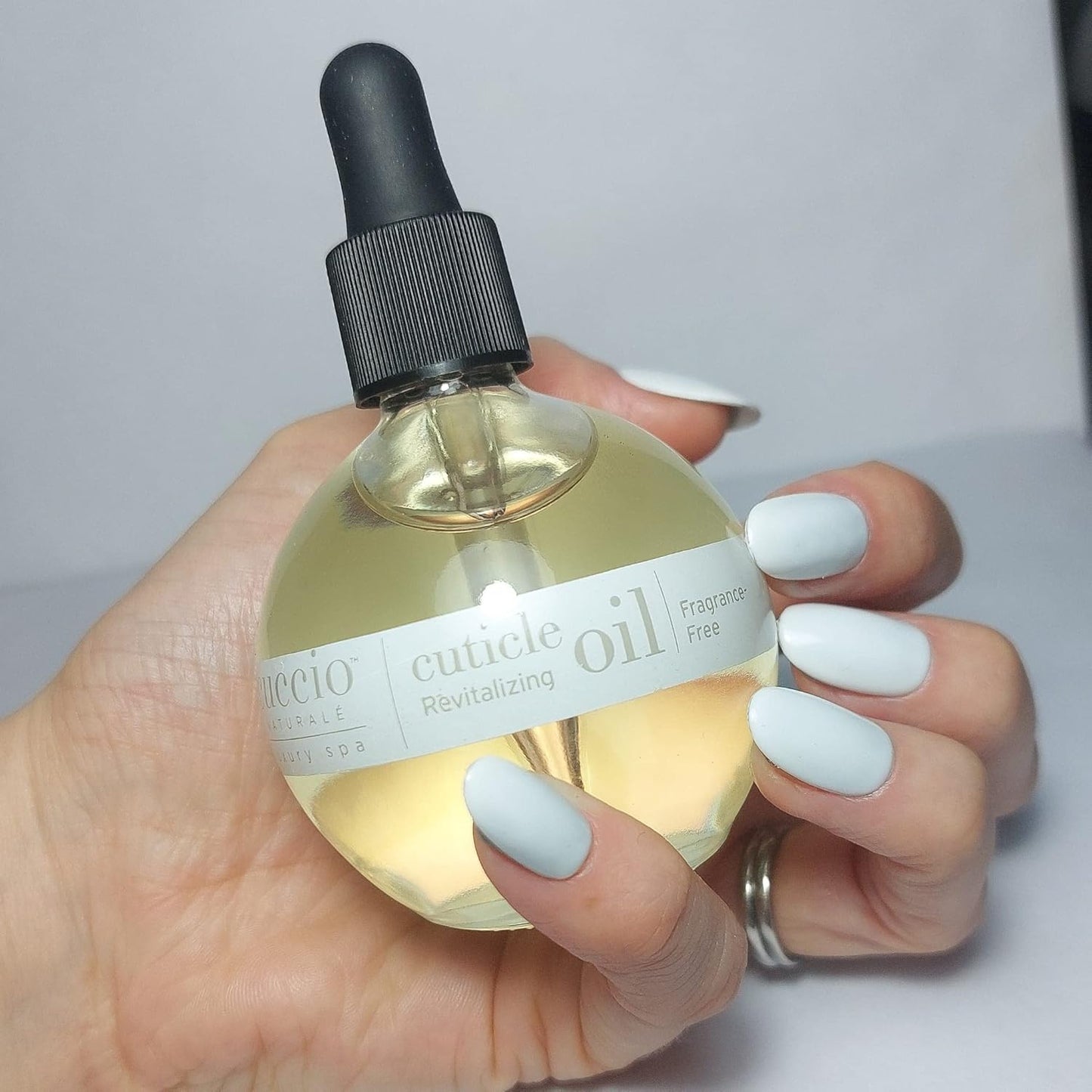 Cuccio Naturale Revitalizing Hydrating Cuticle Oil - Repair Damaged Skin & Nails - Vanilla Bean & Sugar - 2.5 Oz (Pack of 2)