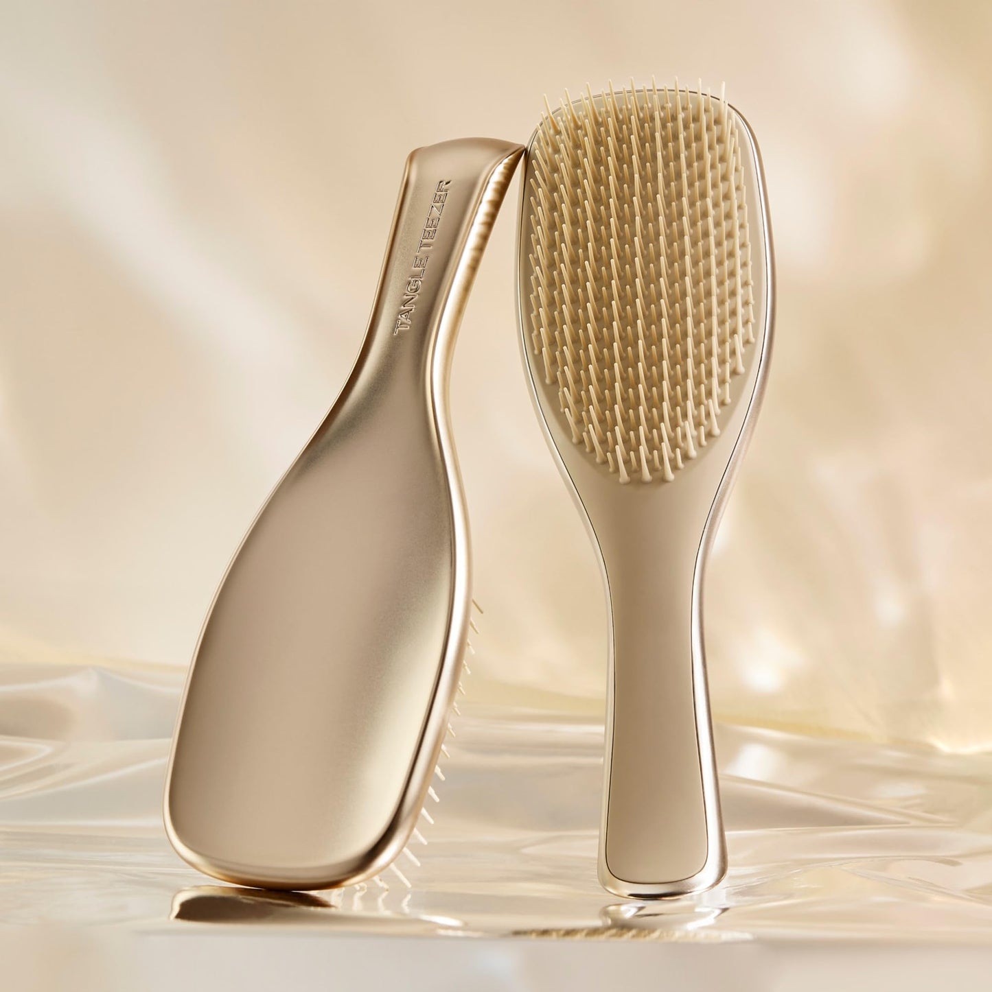 Tangle Teezer Chrome Ultimate Detangler Brush, Straight to Curly, Champagne