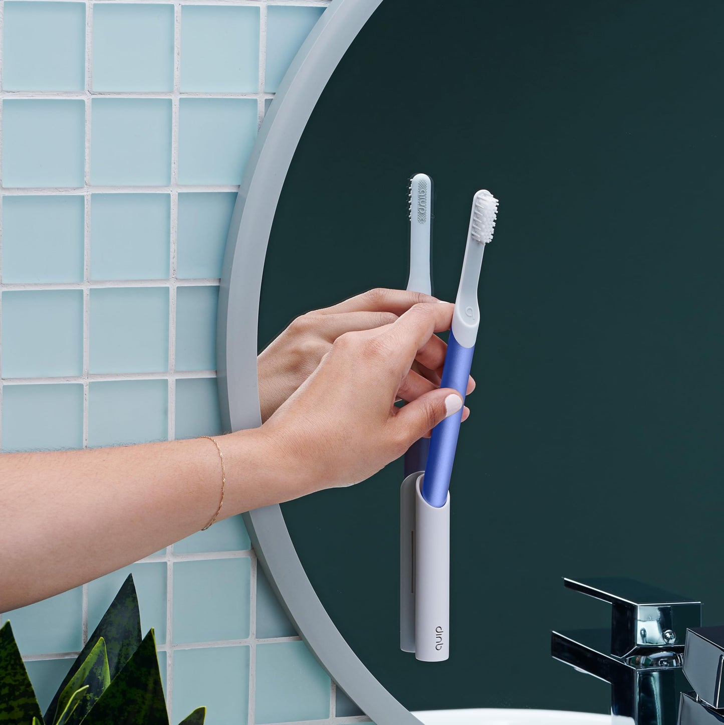 Quip Sonic Toothbrush for Adults - Timed Electric Toothbrush with Cover - Replaceable Brush Head, Soft Bristles, Metal Handle, 3 Month Battery Life - Travel Toothbrush - Indigo
