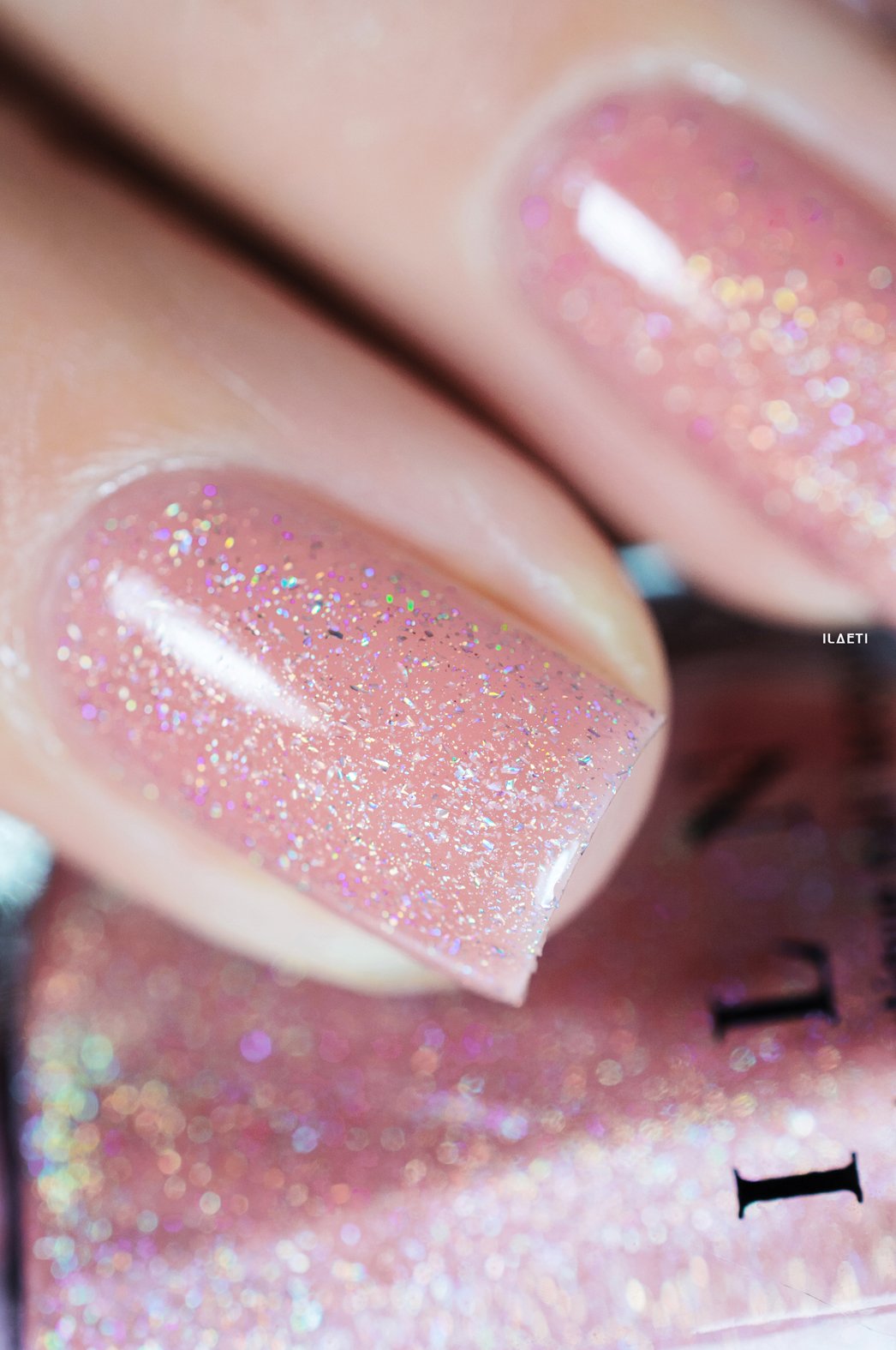 ILNP Sweet Pea - Seashell Pink Holographic Jelly Nail Polish, Buildable Pink Sparkle Nail Polish, Non-Toxic, Vegan, Cruelty Free, Non Gel