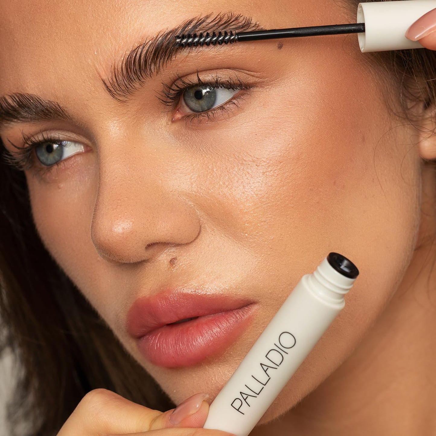 Palladio Brow Laminating Gel Strong Hold Eyebrow Glue for Lamination, Sculpted Brows All Day Wear Flake-Free Hold, Non-Sticky, Nourishing Castor Oil & Aloe, Vegan, Cruelty-Free Brow Styler Gel, Clear