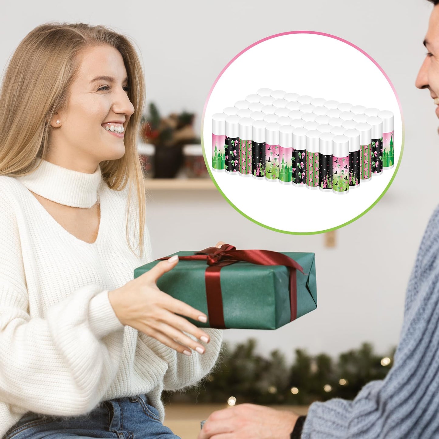 Qunclay 50 Pcs Witch Lip Balm Christmas Party Favors Pink and Green Princess Gifts Bulk Moisturizing Lip Care for Women Movie Fans Makeup Gifts Party Supplies Christmas Stocking Stuffers