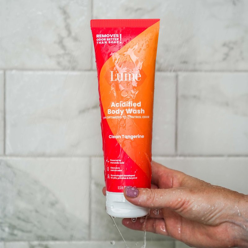 Lume Acidified Body Wash - 24 Hour Odor Control - Removes Odor Better than Soap - Moisturizing Formula - SLS Free, Paraben Free - Safe For Sensitive Skin - 8.5 ounce (Clean Tangerine)