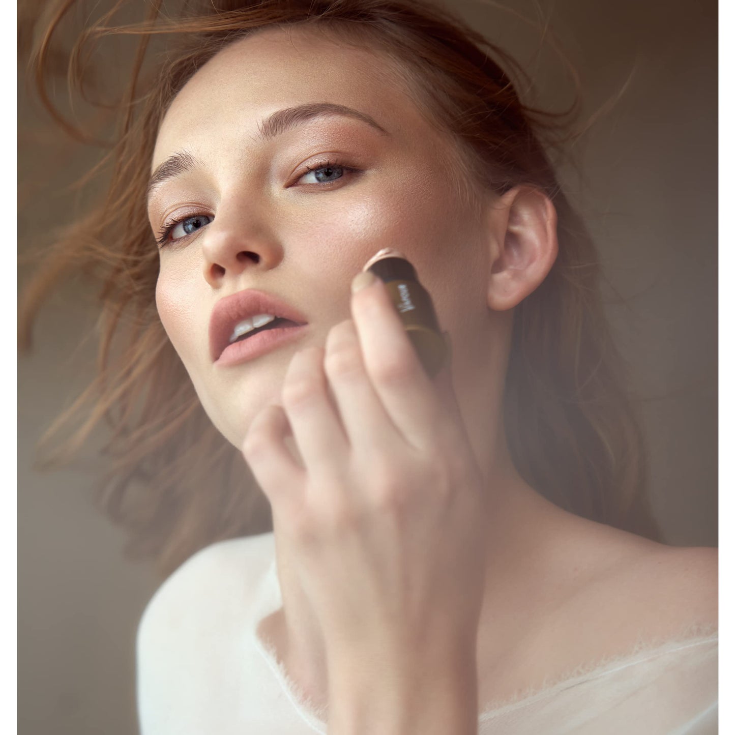 Vapour Beauty - Highlighter Stick | Non-Toxic, Cruelty-Free, Clean Makeup (Moonlight)
