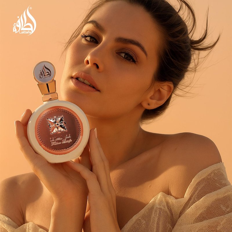 Lattafa Fakhar Eau de Parfum for Women - Long-Lasting Floral & Fruity Fragrance | 3.40 oz / 100 ml