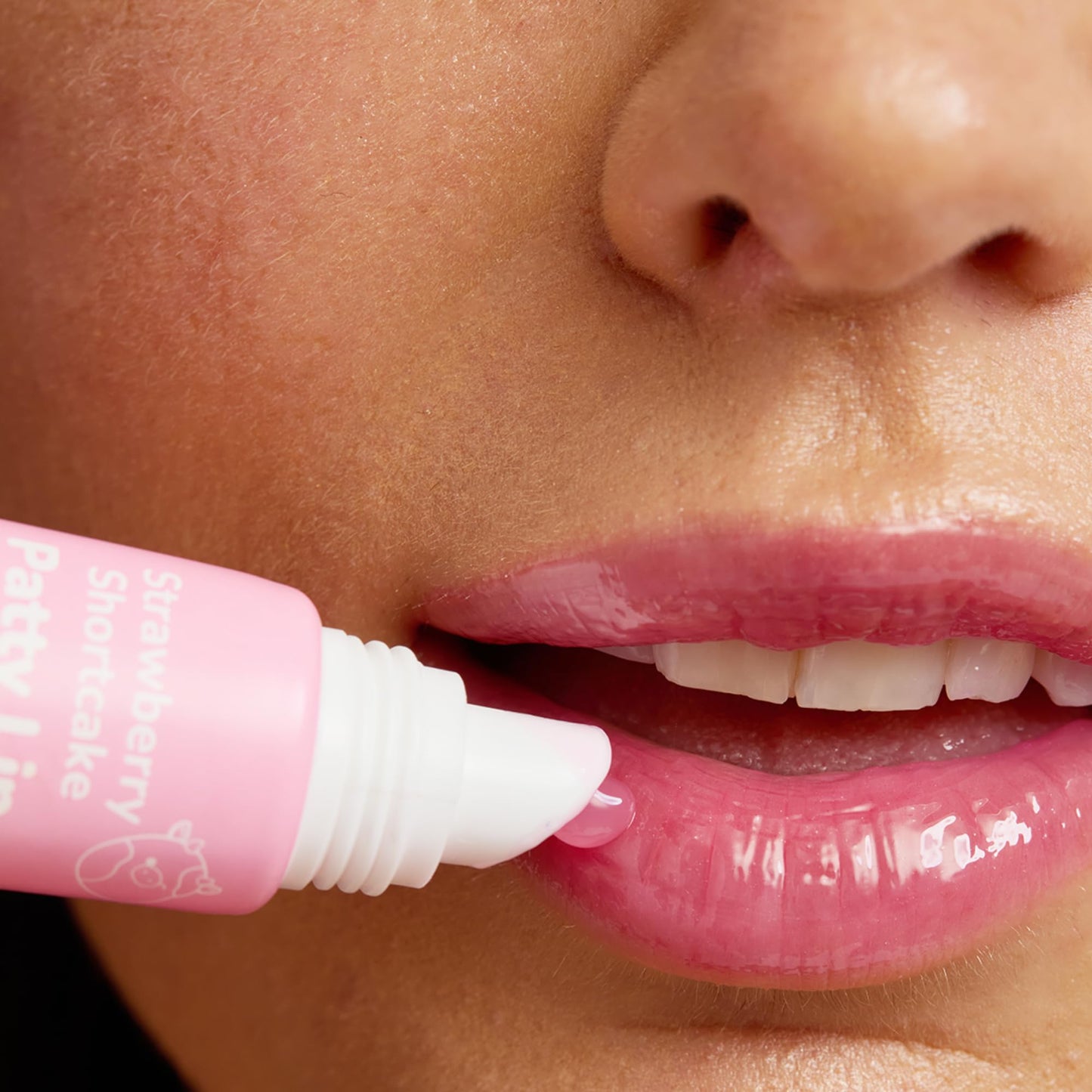 TONYMOLY x Squishmallows Patty Keychain Lip Gloss – Strawberry Shortcake Sheer Pink Gloss, Hydrating, Non-Sticky, High Shine, 11ml