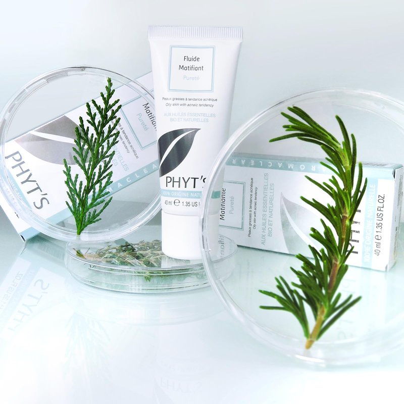 Phyts Purity Mattifying Fluid - Face Moisturizer for Oily Skin - Face Cream with Absorbent Silicas and Essential Oils - Refines Skin Texture - 1.35 oz