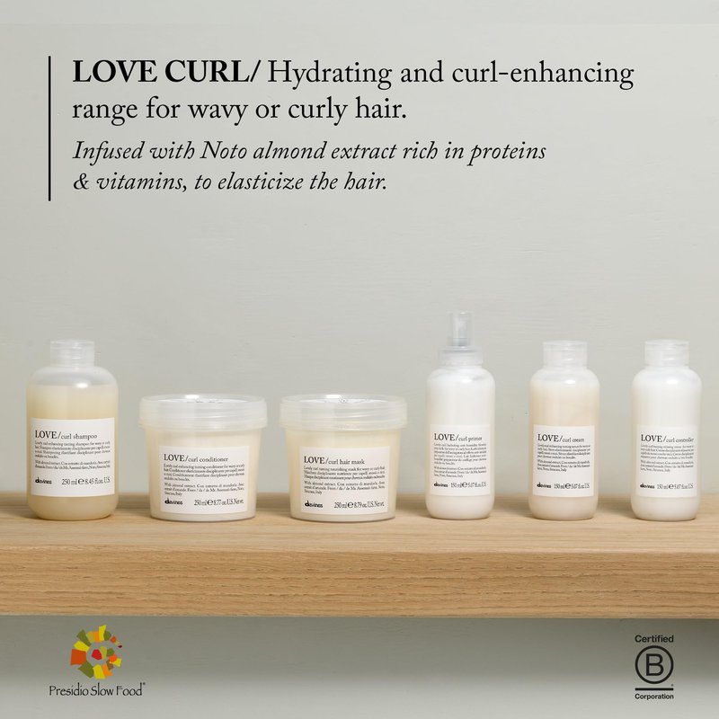 Davines LOVE Curl Conditioner, Enhancing Taming Protein-Rich Formula for Wavy and Curly Hair - Elasticizing Treatment Gives Softness & Volume with Almond Extract, Weightless Control, 8.45 Fl Oz