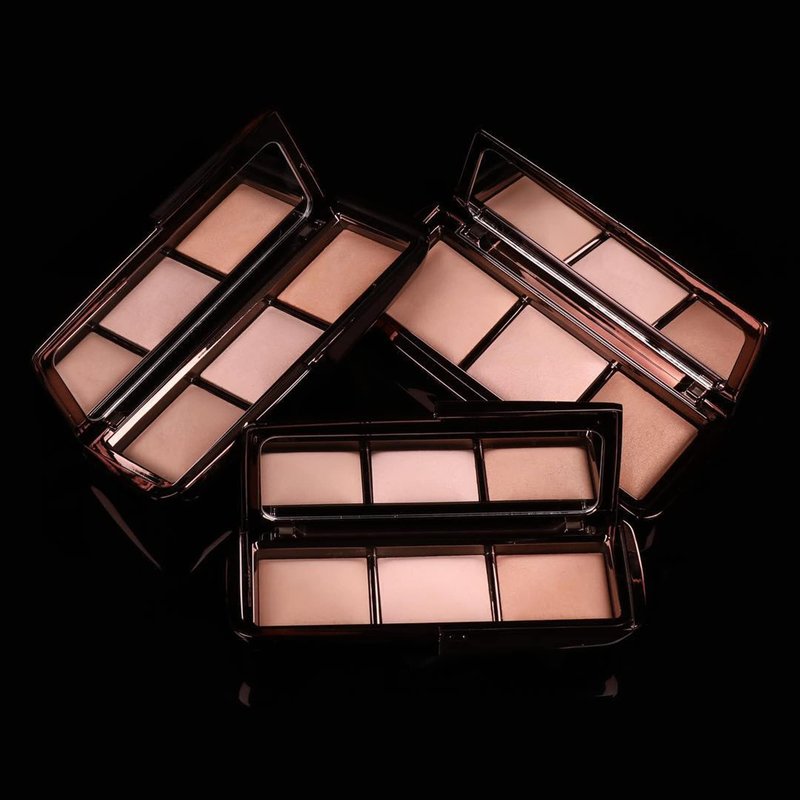 Hourglass Ambient Lighting Palette. Three-Shade Highlighting Palette for Your Best Complexion.Cruelty-Free and Vegan