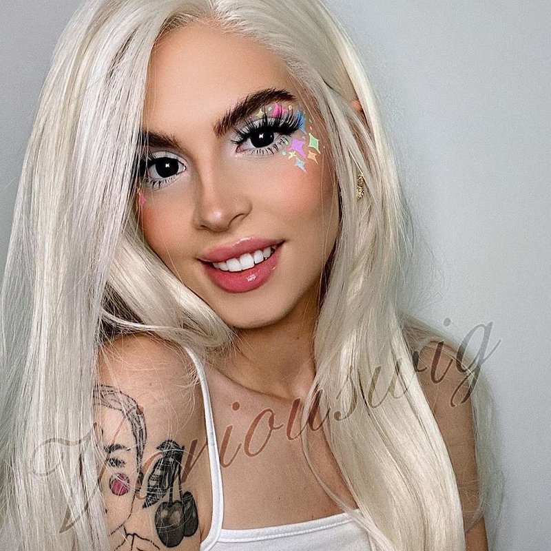 Blonde Long Lace Front Wig - Natural Hairline, Loose Wave, Heat Resistant | 24-Inch Soft Synthetic Wig for Women & Cosplay