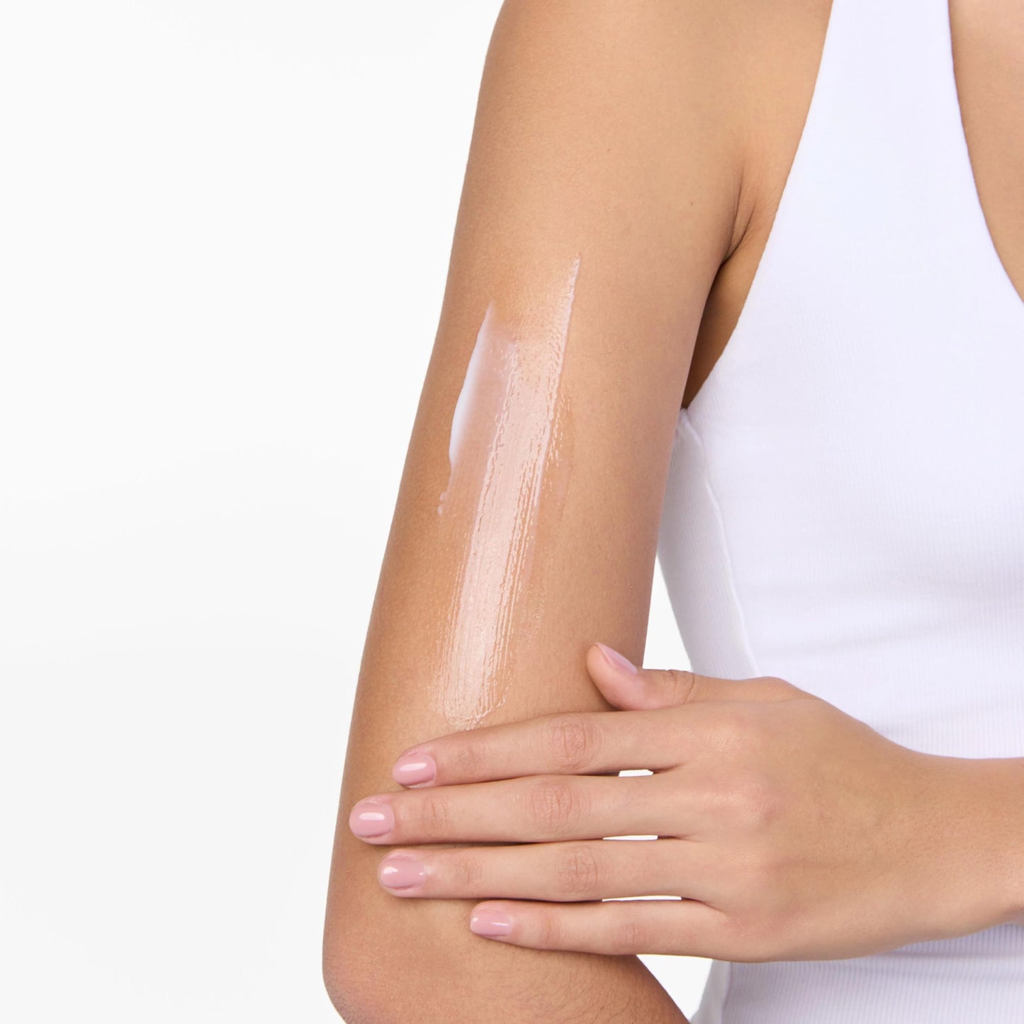 Tanologist Brightening Daily Glow Body Lotion, Medium/Dark, Gradual Tanning Lotion, No Fake Tan Smell, Streak-Free & Natural-Looking Self Tanner, Vegan, 8.45 fl. oz/250 ml Tube
