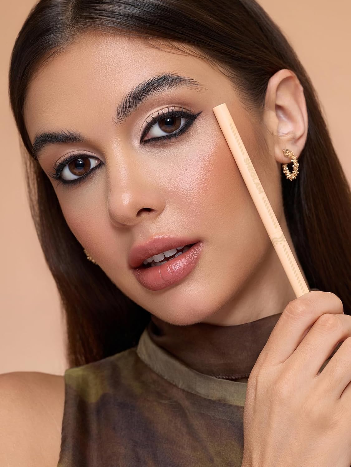 Smoke Clouds Eyeliner - Creamy Matte Finish for Versatile Looks | Long-Lasting & Easy to Apply